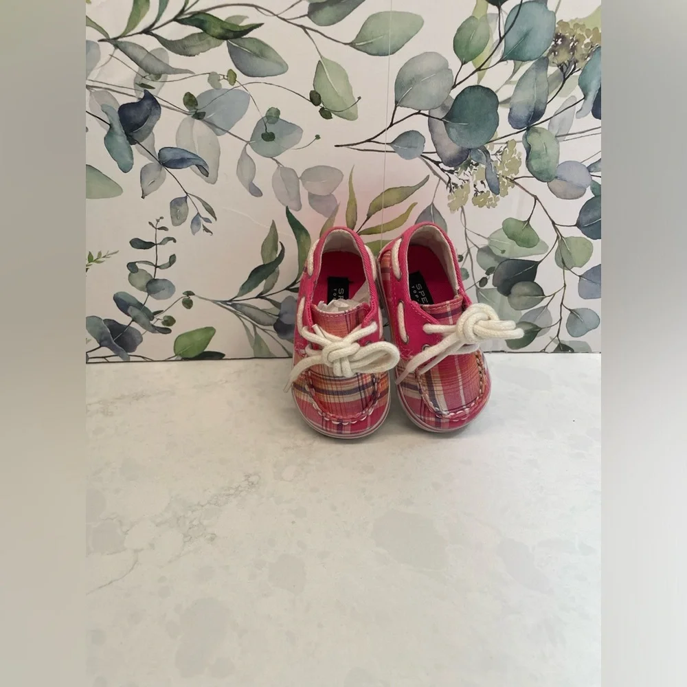 Beautiful Pink Sperry Infant‎ Crib Shoes Size 1